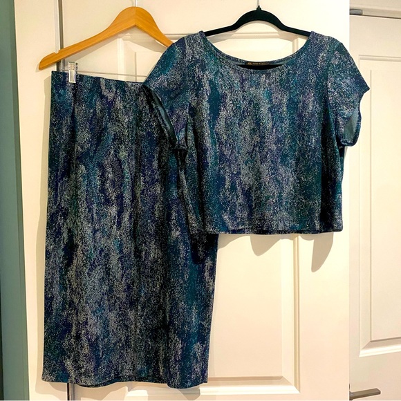 Additional Elle sparkly skirt and crop top two piece set. Never worn. Size 14 - Picture 3 of 6